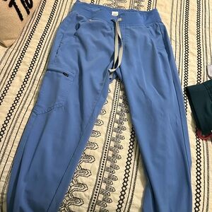 Figs scrubs pants in light blue